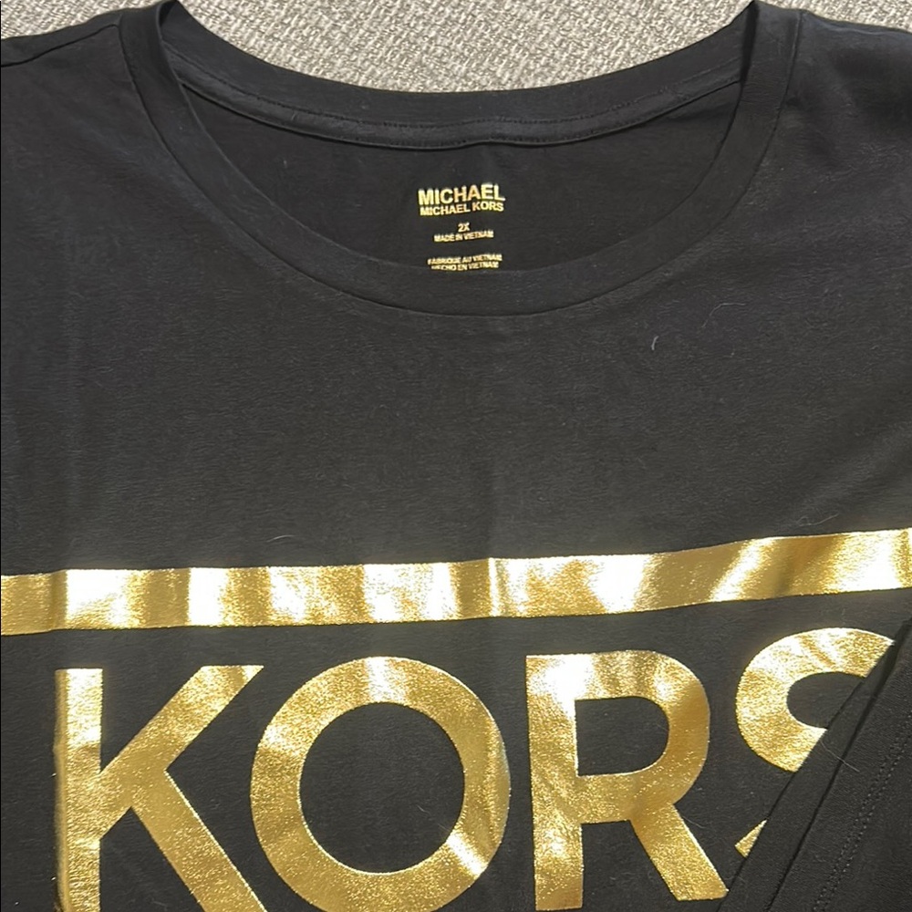Black and Gold MICHAEL KORS T-Shirt - Picture 2 of 7